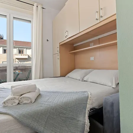 Cozy - Panoramic Terrace Apartmán *